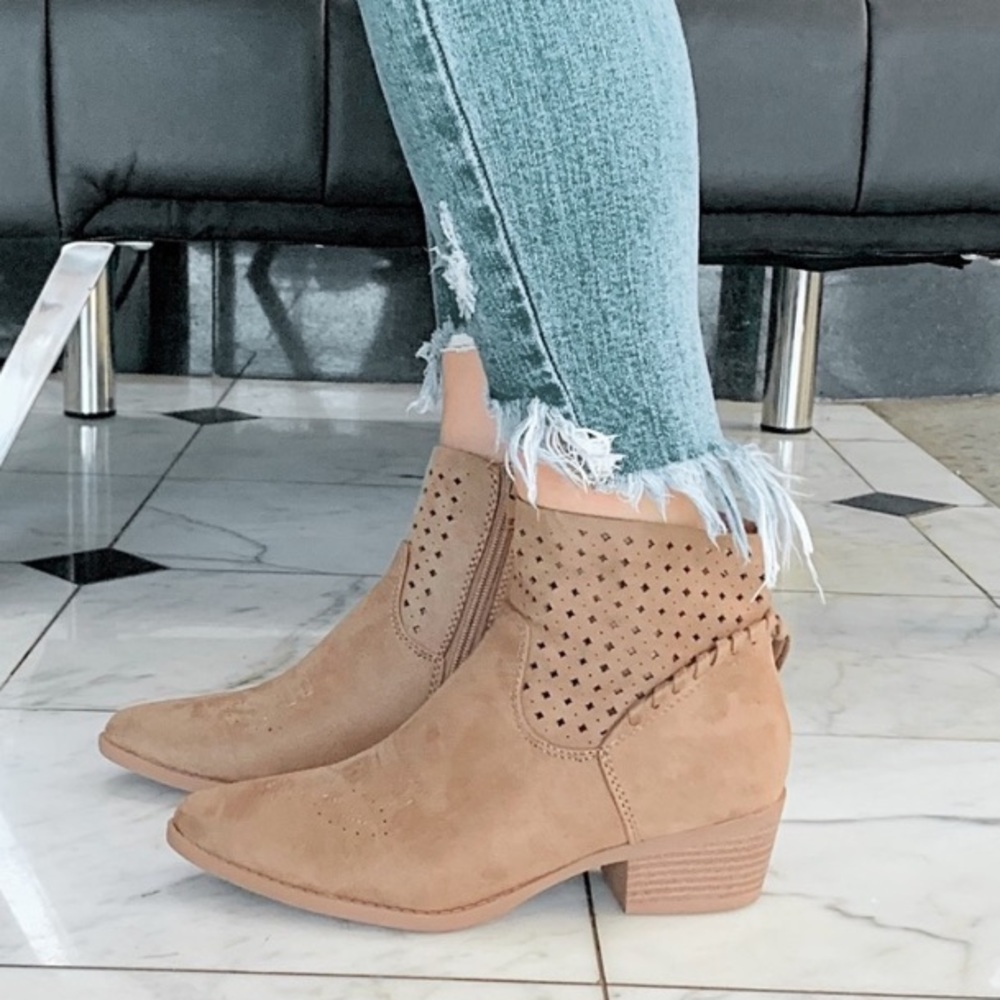 Taupe braided tassel booties - Picture 4 of 6